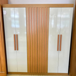 Guarda Roupa Cairo 6 Portas - Nature/Off White Guarda Roupa Cairo 6 Portas - Nature/Off White