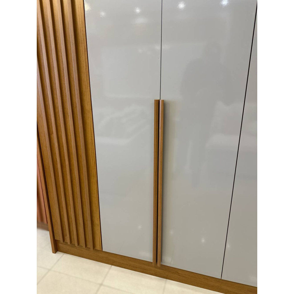 Guarda Roupa Casal Guarani c/ 6 Portas 4 Gavetas - Cinamomo/Off White