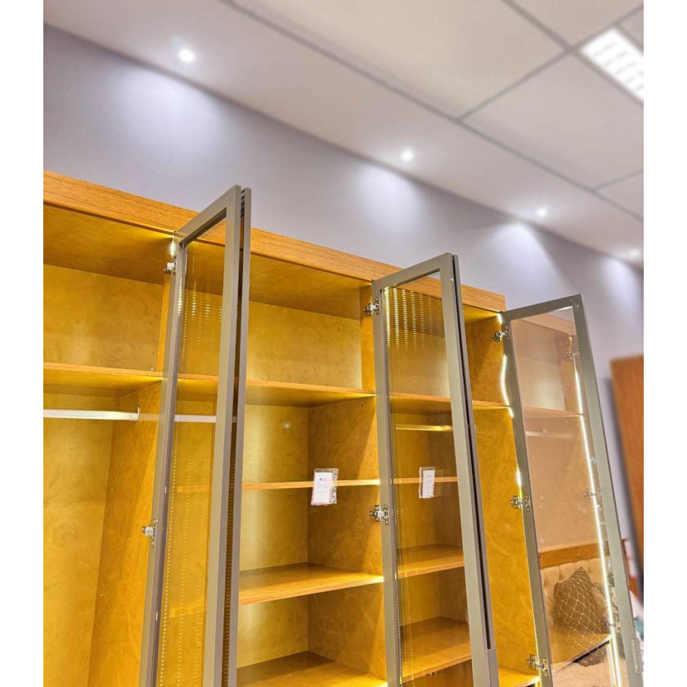 Guarda Roupa Casal com 6 Portas Reflecta com Pés com Led Imperatriz - Naturale