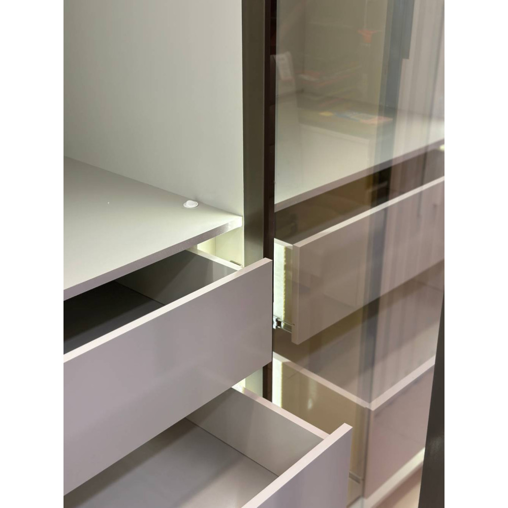 Guarda Roupa Casal com 6 Portas Reflecta com Pés com Led Innova - Off White