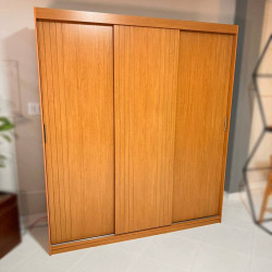Guarda Roupa Oslo 3 Portas de Correr Sem Espelho c/ 4 Gavetas - Rufato - Naturale Guarda Roupa Oslo 3 Portas de Correr Sem Espelho c/ 4 Gavetas - Rufato - Naturale