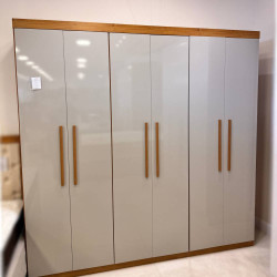 Guarda Roupa Casal Bariloche c/ 6 Portas 4 Gavetas - Cinamomo/Off White Guarda Roupa Casal Bariloche c/ 6 Portas 4 Gavetas - Cinamomo/Off White