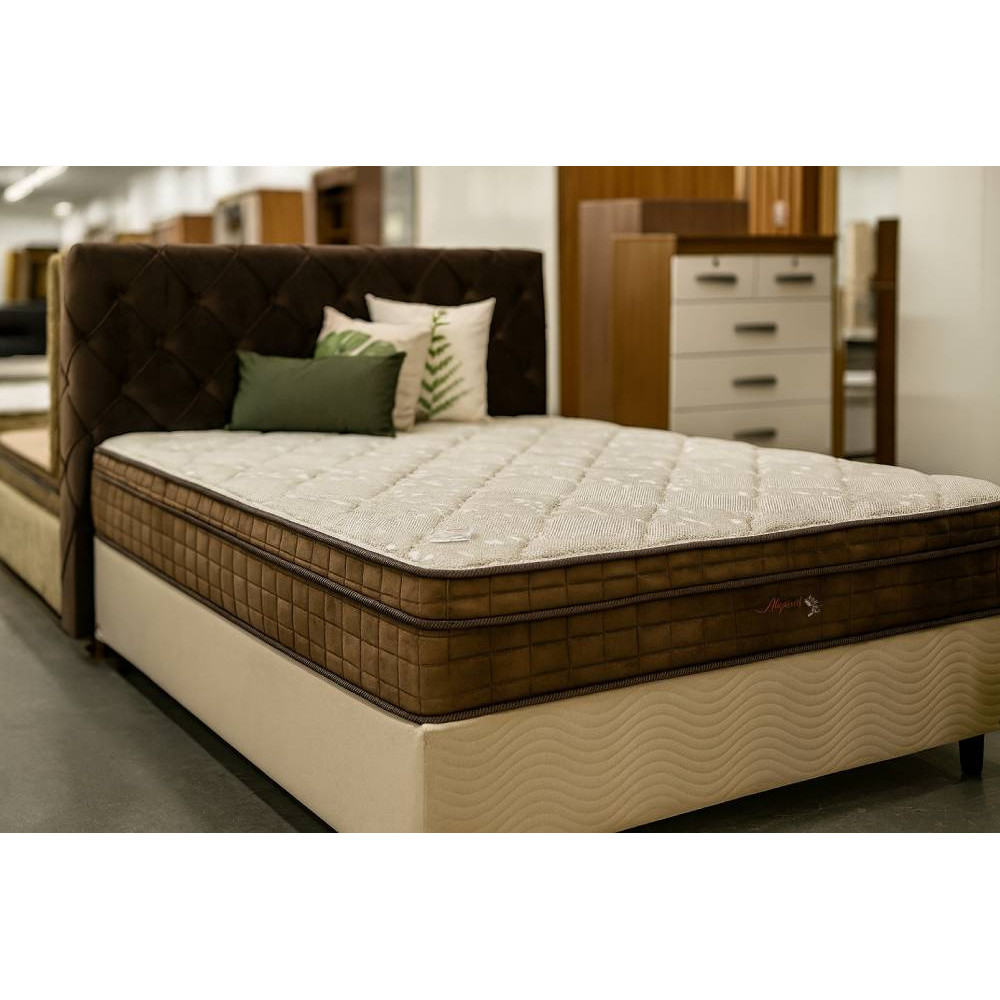 Base Box Queen 158x198x30 Courino - Ortobom - Bege + Colchão Star Ortopédico 30X1,98X1,58 - Queen- Anjos + Cabeceira Queen Madame – Veludo – Marrom