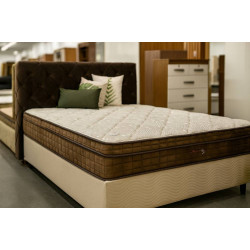 Base Box Queen 158x198x30 Courino - Ortobom - Bege + Colchão Star Ortopédico 30X1,98X1,58 - Queen- Anjos + Cabeceira Queen Madame – Veludo – Marrom Base Box Queen 158x198x30 Courino - Ortobom - Bege + Colchão Star Ortopédico 30X1,98X1,58 - Queen- Anjos + Cabeceira Queen Madame – Veludo – Marrom