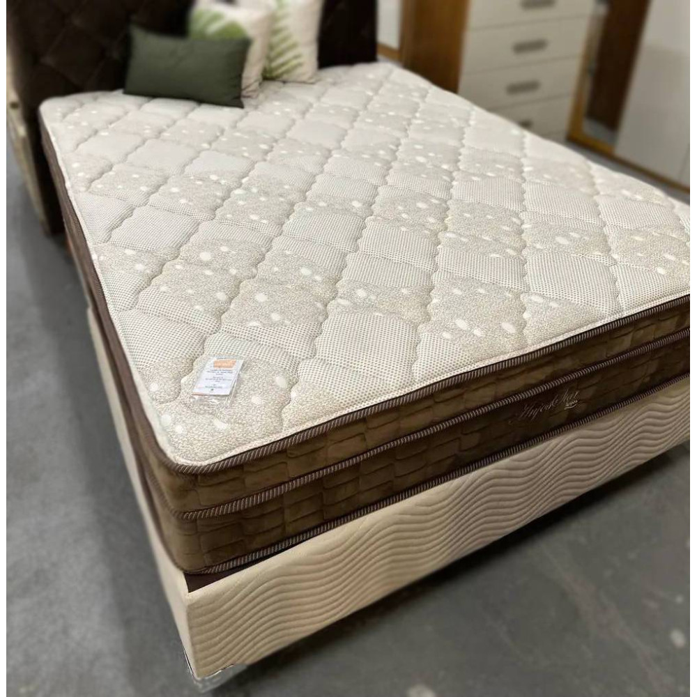 Base Box Queen 158x198x30 Courino - Ortobom - Bege + Colchão Star Ortopédico 30X1,98X1,58 - Queen- Anjos - Marrom