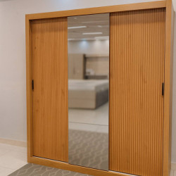 Guarda Roupa Veneza Dupla Face c/ Espelho 3 Portas de Correr - Rufato - Nature Guarda Roupa Veneza Dupla Face c/ Espelho 3 Portas de Correr - Rufato - Nature