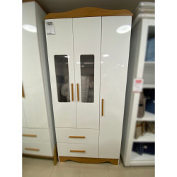 Guarda Roupa Infantil Clara c/ 3 Portas e 2 Gavetas - Móveis Peroba - Branco Brilho / Amêndoa Guarda Roupa Infantil Clara c/ 3 Portas e 2 Gavetas - Móveis Peroba - Branco Brilho / Amêndoa