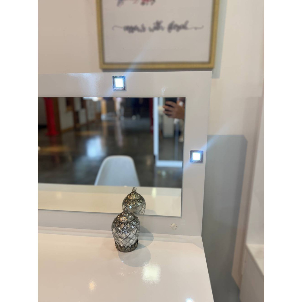 Penteadeira Camarim Carisma c/ 2 Portas 3 Gavetas - Demóbile - Branco