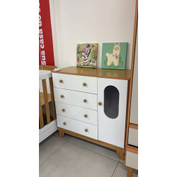 Cômoda Pingo c/ 1 Porta e 4 Gavetas - Móveis Peroba - Branco Brilho / Amêndoa