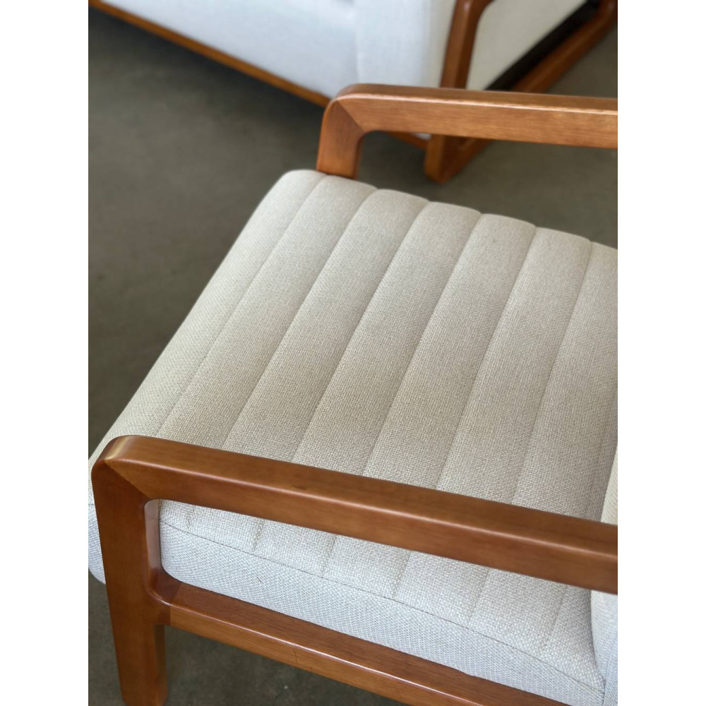 Poltrona  017 - Linho Serra 