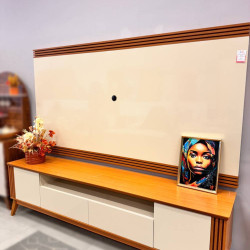Rack Morgan com Painel Garden para TVs até 75″ - Edn Móveis - Cedro / Off White Rack Morgan com Painel Garden para TVs até 75″ - Edn Móveis - Cedro / Off White