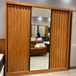 Guarda Roupa Casal Athenas com Espelho e 3 Portas de Correr -  Peroba 