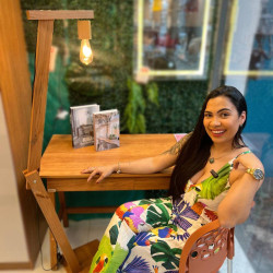 Escrivaninha Old 110cm - Nature + Luminária Pelicano de Chão - Amêndoa Escrivaninha Old 110cm - Nature + Luminária Pelicano de Chão - Amêndoa