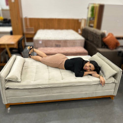 Sofá Cama Sofia Reclinável 2m - Bege  Sofá Cama Sofia Reclinável 2m - Bege