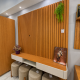 Painel Ripado Lyon com Nicho Arcus 186cm 2 Gavetas e Prateleira - Naturalle / Off White