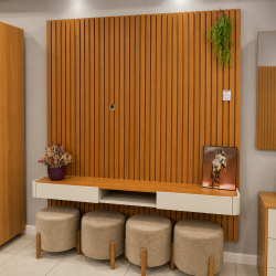 Painel Ripado Lyon com Nicho Arcus 186cm 2 Gavetas e Prateleira - Naturalle / Off White
