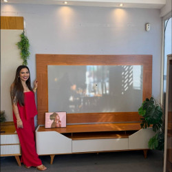 Rack Bancada Arc 2.2- Off White/Nature + Painel Atenas para Tvs até 65" com Led - Naturalle / Off White