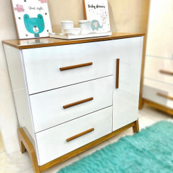 Cômoda Retrô Guti c/ 1 Porta e 3 Gavetas - Móveis Peroba - Branco Brilho / Amêndoa