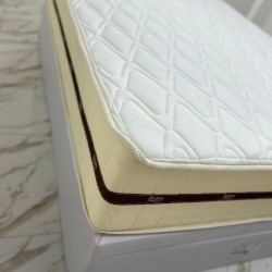 Colchão Royal Queen c/ Molas Ensacadas 32X198X158 - Bege
